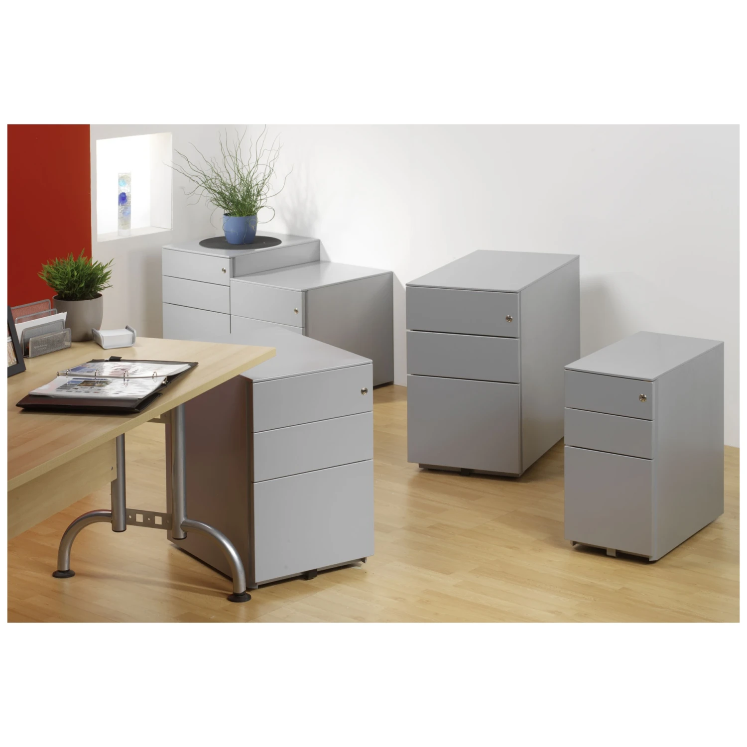 Silverline Pedestals 8 Silverline Pedestals - Image 6